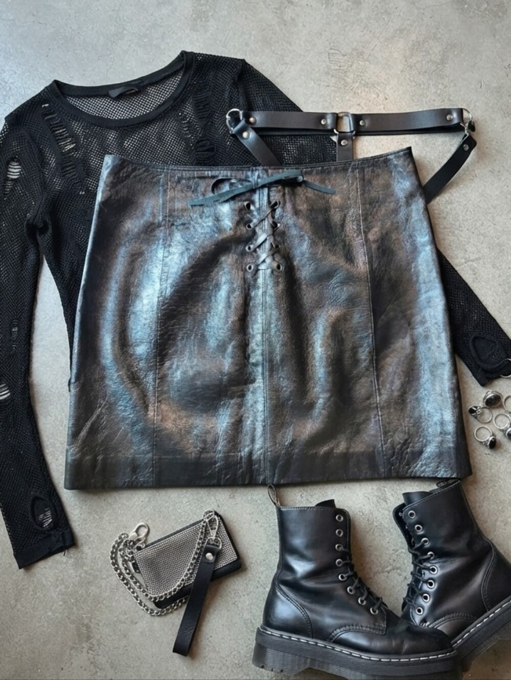 90s Y2K Maxima Wilsons Leather Black Leather Lace Up Front Mini Skirt